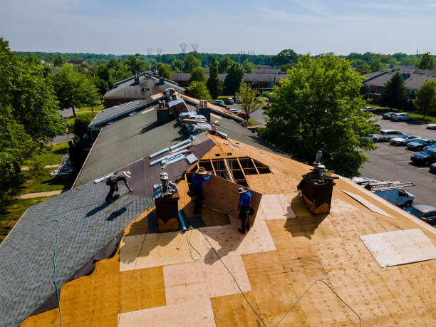 24/7 Emergency Storm Damage Roof Repair experts in Niagara, WI